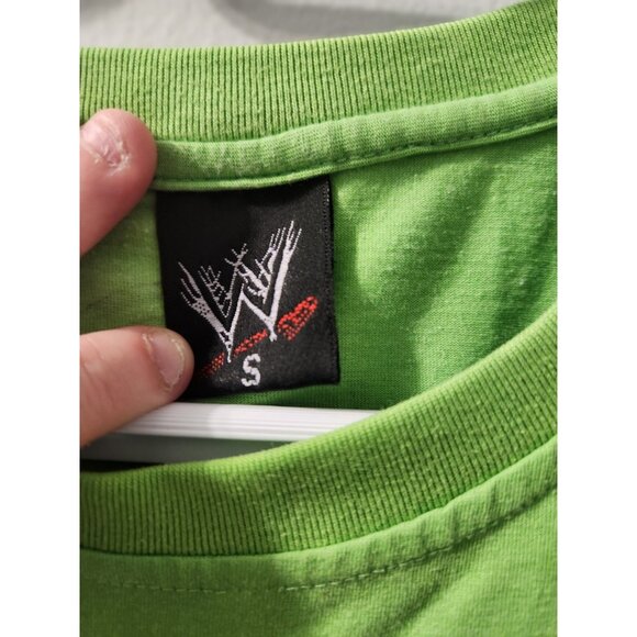 WWE Authentic Wear T-Shirt Green Small Never Give Up Pre-Owned - Picture 3 of 8